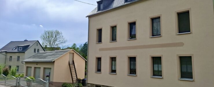 Umfassend, auch energetisch, saniertes 1-3 Familienhaus mit Garagengebäude, großzügigem, sehr gepflegtem Grundstück, Terrasse, Pool uvm. Umfassend, auch energetisch, saniertes 1-3 Familienhaus mit Garagengebäude, großzügigem, sehr gepflegtem Grundstück, Terrasse, Pool uvm.