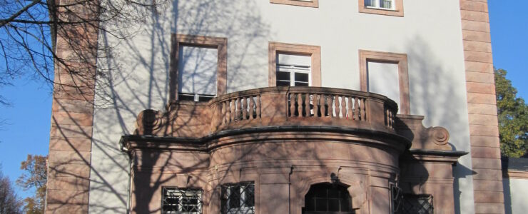 Büro-/Praxis-/Lagerfläche 2 Räume 51,35 qm sowie ein weiteres Büro mit ca. 20 qm in Denkmalvilla (Wohn- und Bürohaus) am Stadtpark